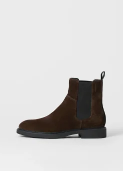 ALEX M BOOTS