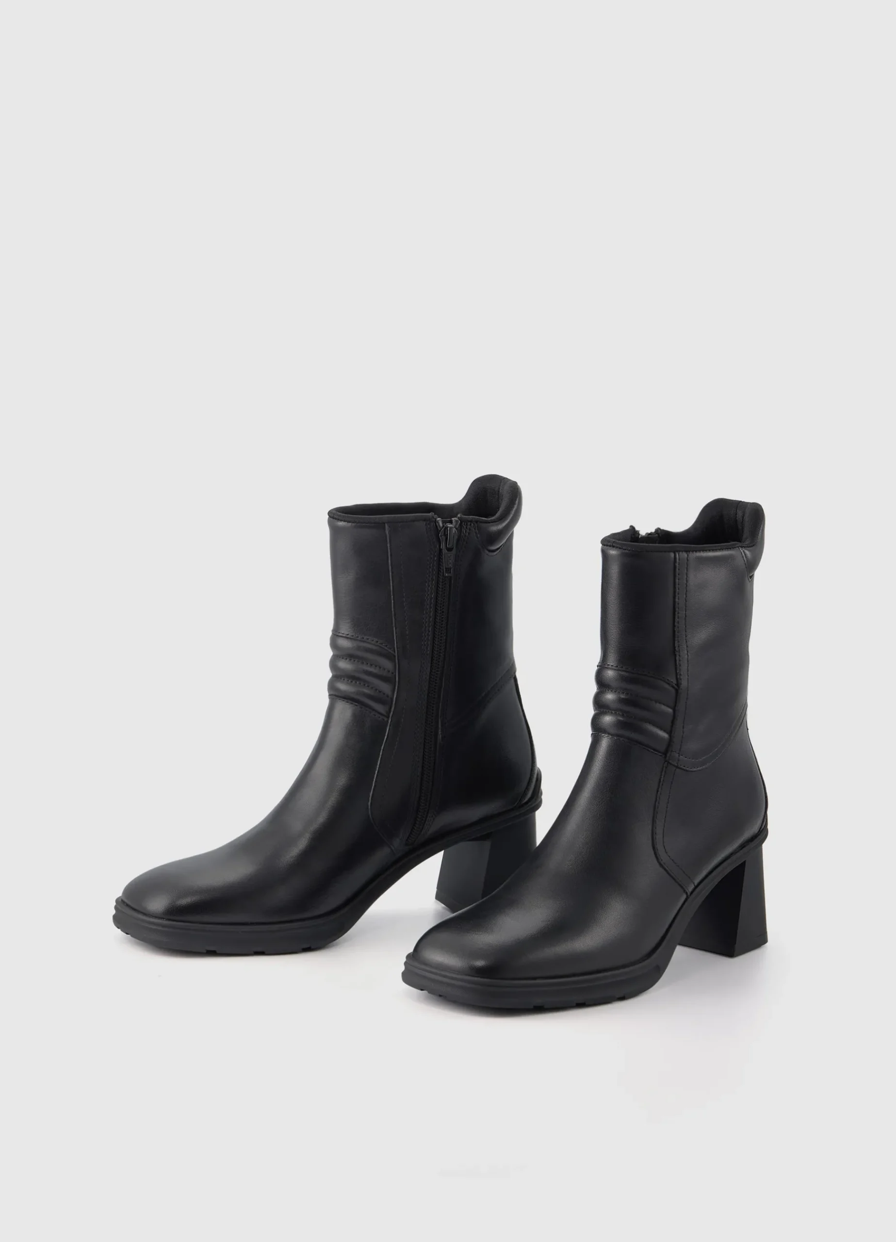 JANINE BOOTS